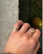 the pinky - gold