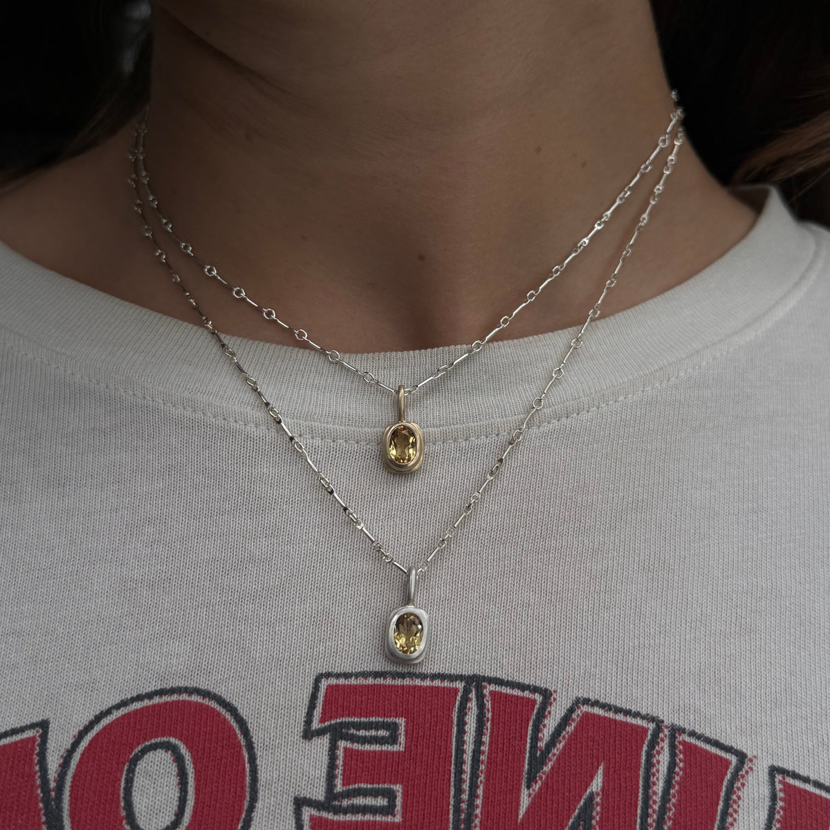 rhys charm | vertical | gold
